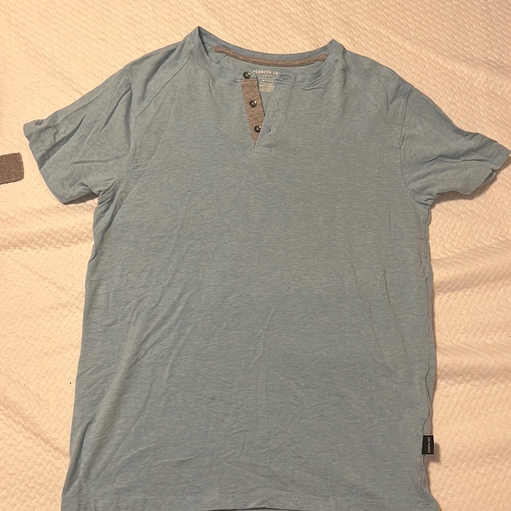 Men’s Kenneth Cole T-shirt
